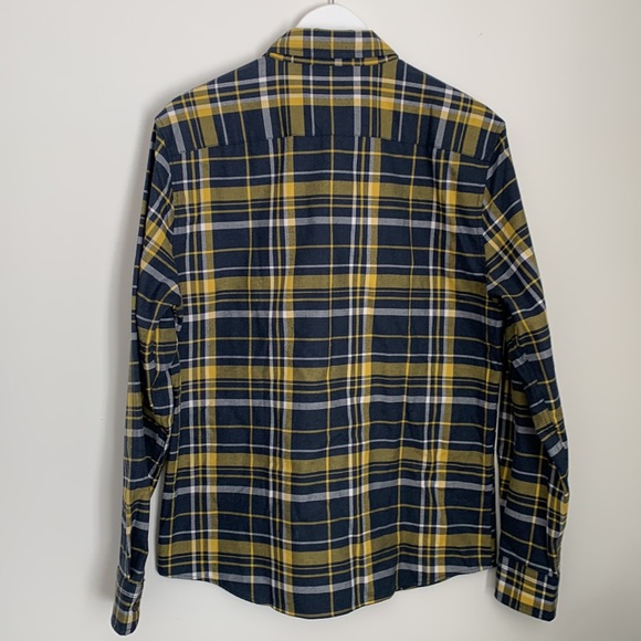 Banana Republic Men’s Medium Ultra Soft Flannel Shirt - Picture 5 of 5